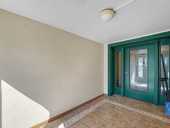 4th image of 8008 S Ridgeland Ave #2A