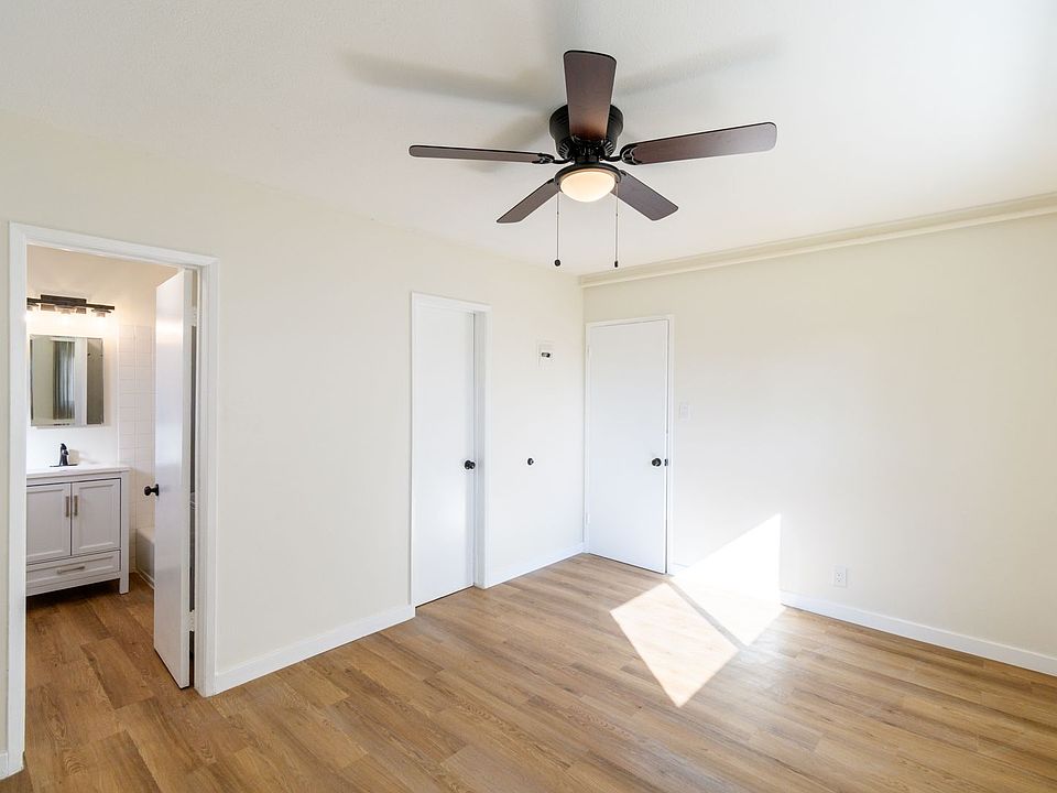 2nd image of 12571 Kensington Ln APT 5