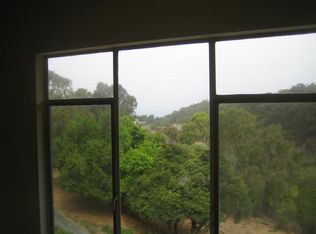233 Palos Verdes Dr W, Palos Verdes Estates, CA 90274