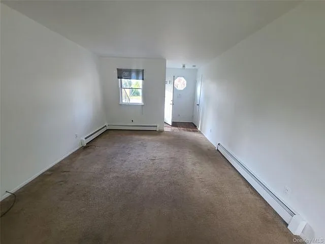 4 E Walnut St #1 — Photo 2
