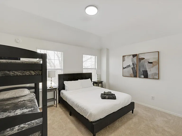 7309 Springfield Dr — Photo 28