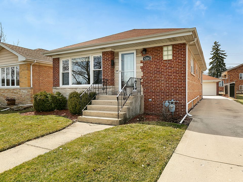 1st image of 4304 N Oleander Ave