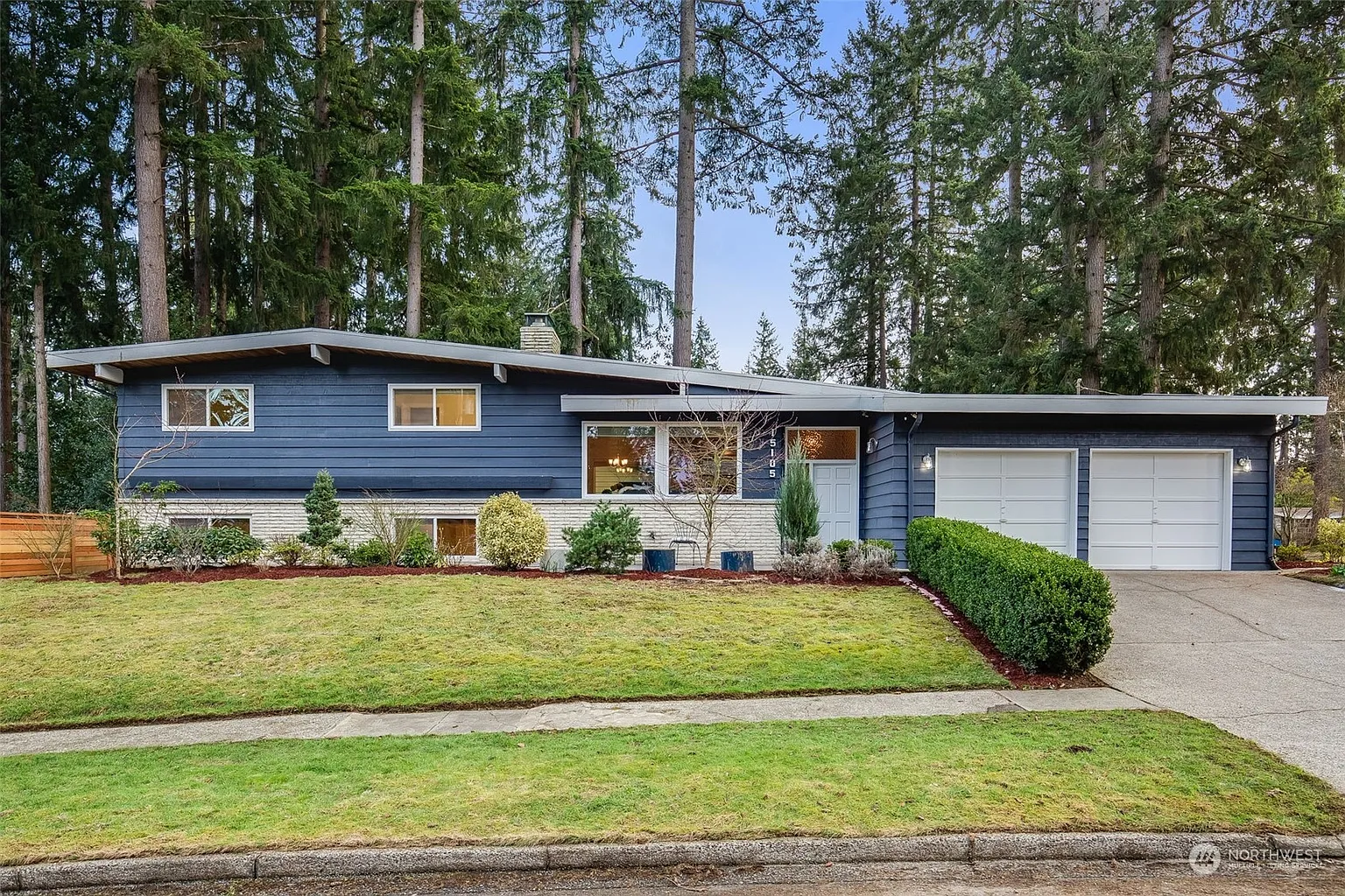15105 SE 20th Street photo 1