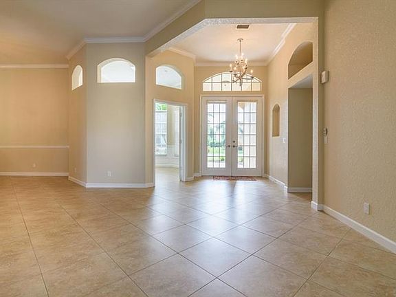 5th image of 13832 Long Lake Ln
