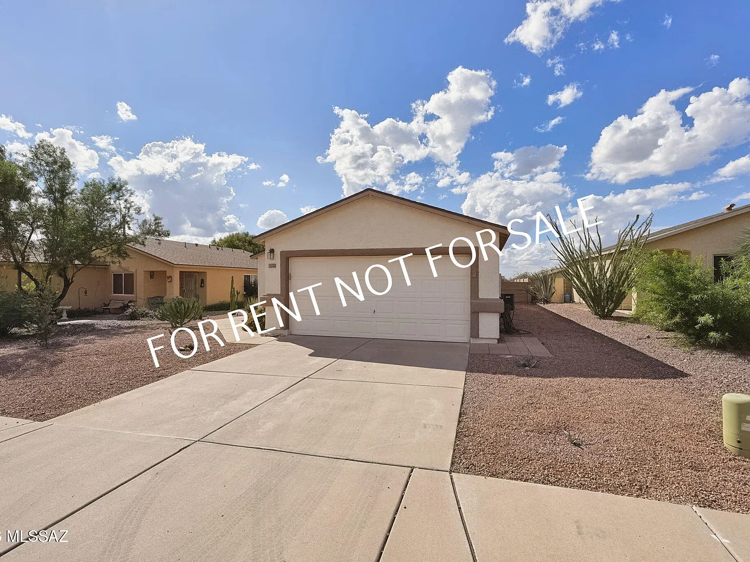 3 bed, 2.0 bath, 1176 sqft, $1,775 — Photo 2