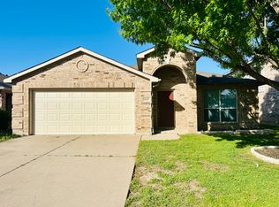 10425 Winding Passage Way, Fort Worth, TX 76131