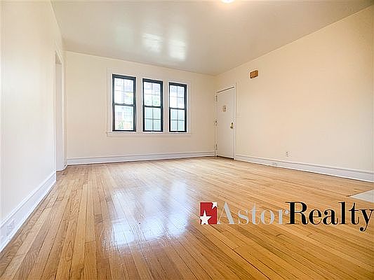 5th image of 209-01 42nd Ave #6