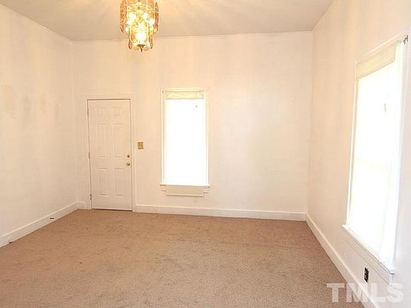 4th image of 411 N Sharpe St