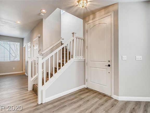 4th image of 4106 Sparrow Rock St