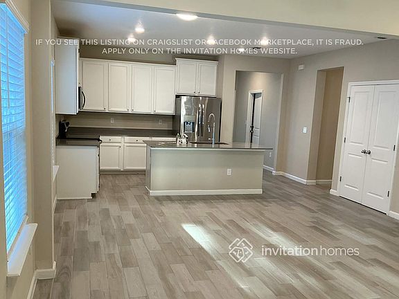 4th image of 9908 Lemon Grass Ln