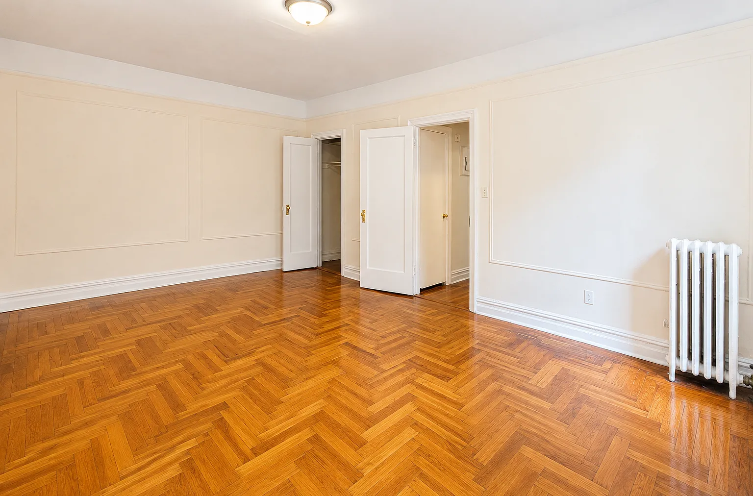 7101 Colonial Road — Photo 3