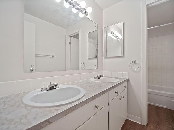4th image of 8907 E Liberty Ave