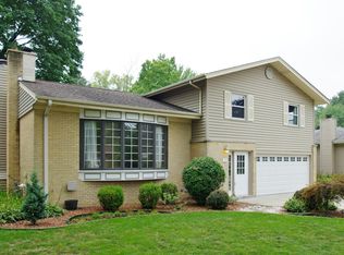 15 Marquette Pl, Buffalo Grove, IL