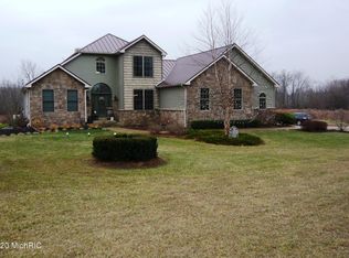 21424 W Dr S, Homer, MI 49245