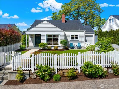 3806 W Bertona Street, Seattle, WA, 98199