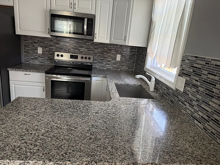 6301 Revere St — Photo 5