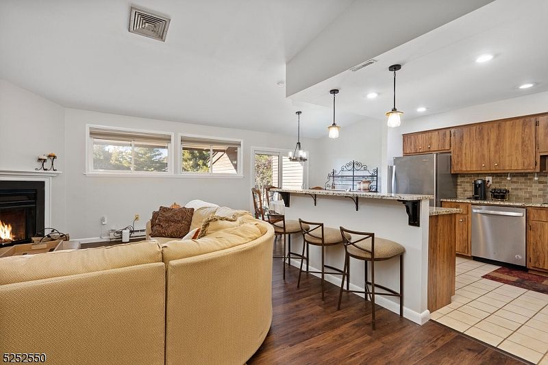 12 Glenside Dr, Annandale, NJ 08801 Zillow