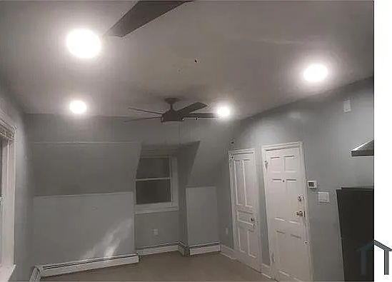 2nd image of 4725 Northwood St #3
