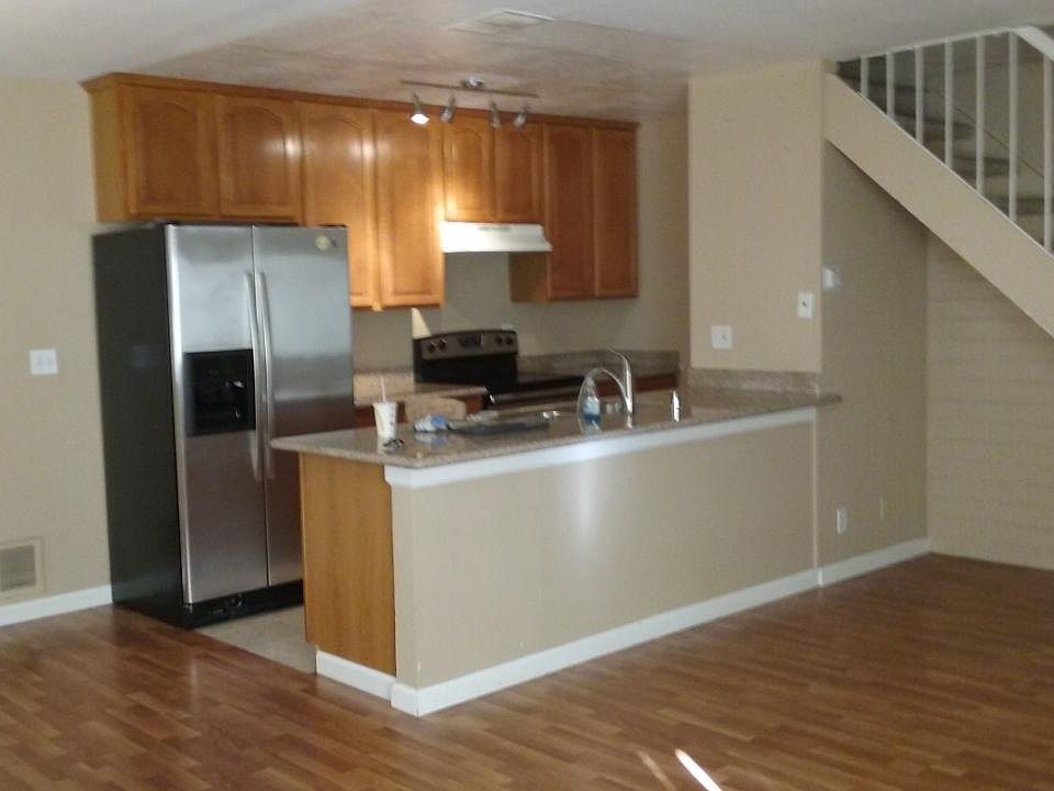 1st image of 34848 Starling Dr APT 3