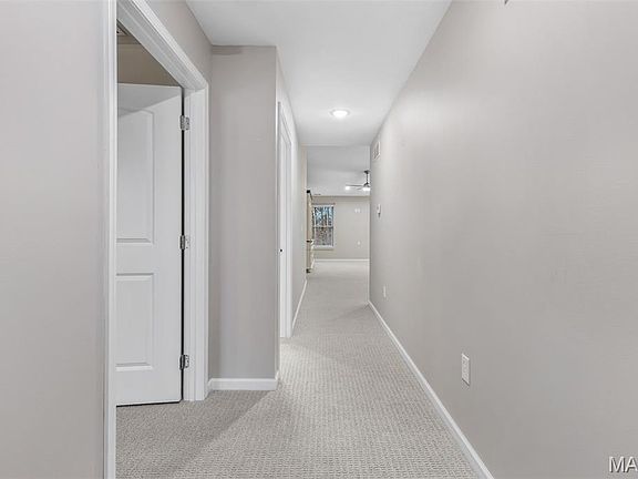 4th image of 1581 Hickory Lndg