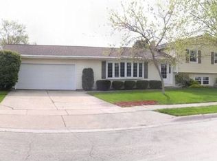 1223 14th St, Rochelle, IL 61068