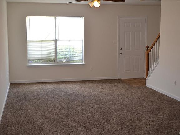 2nd image of 2119 W Cary St