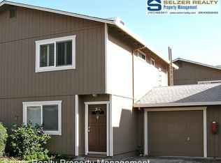 206 Main Cir, Ukiah, CA 95482