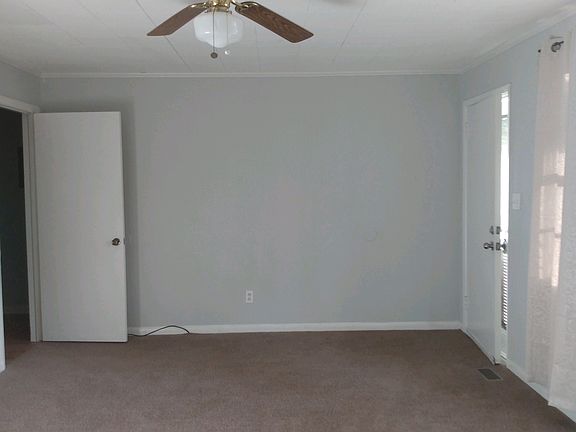 2nd image of 1707 Azalea Dr