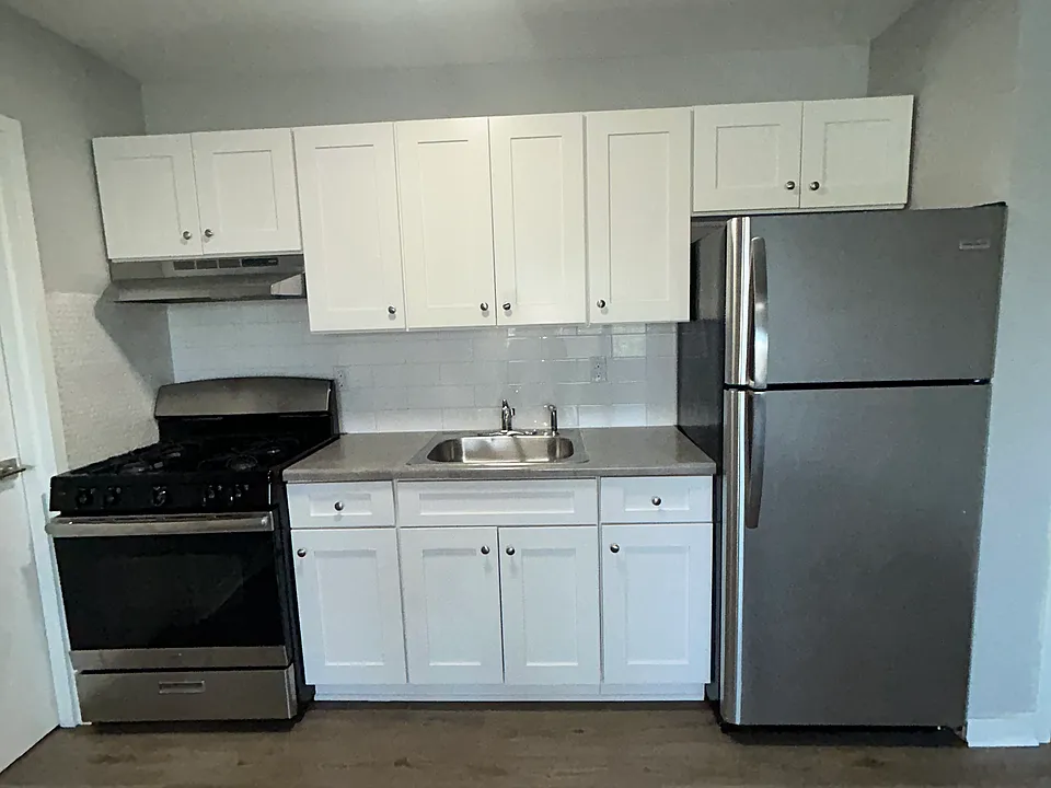 203 12th Ave #304
