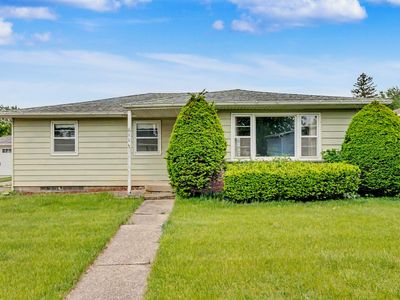 611 4th Ave SW, Cascade, IA, 52033