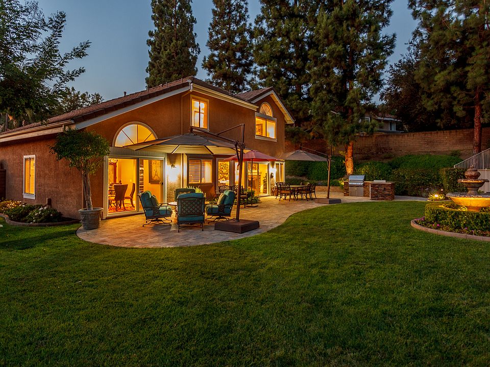2nd image of 802 Avenida Bernardo