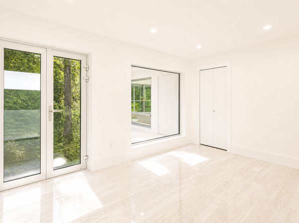 6 bedroom rental in West Vancouver — photo 27
