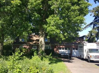 355 Sanatoga Rd, Pottstown, PA 19465