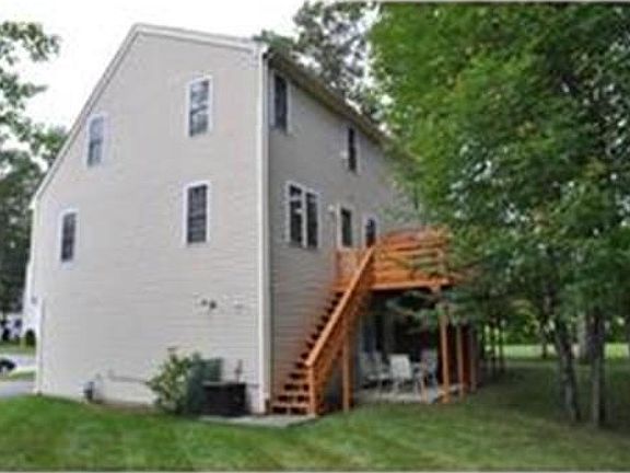 3rd image of 49 Arrowwood Dr
