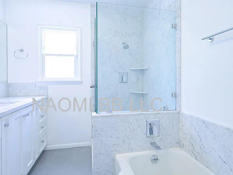 501 N Naomi St — Photo 7