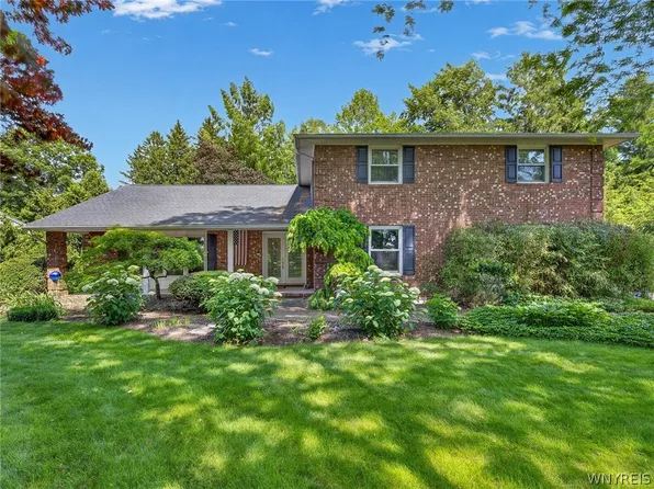 3771 River Rd, Youngstown, NY 14174