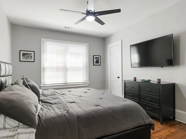 1054 Katherwood Dr SW — Photo 16
