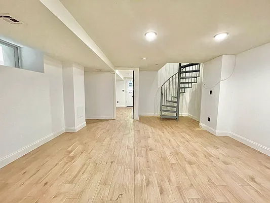 Rented by Doorway NYC, LLC | media 6