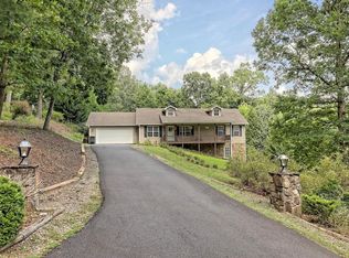 7618 Highland Oaks Dr #TR1, Young Harris, GA 30582