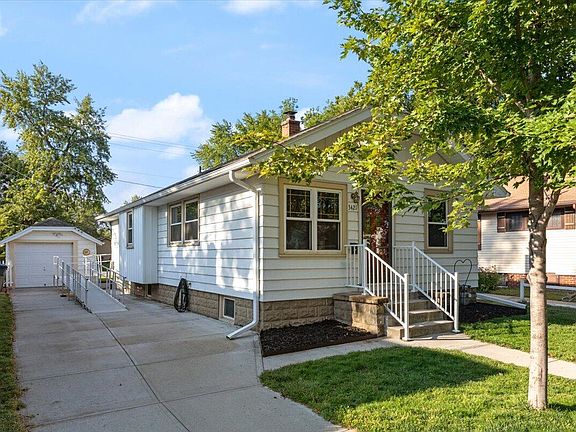 3rd image of 3421 Avenue F