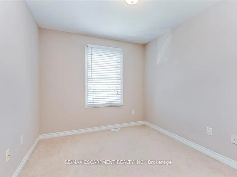 2340 Whistling Springs Cres — Photo 26