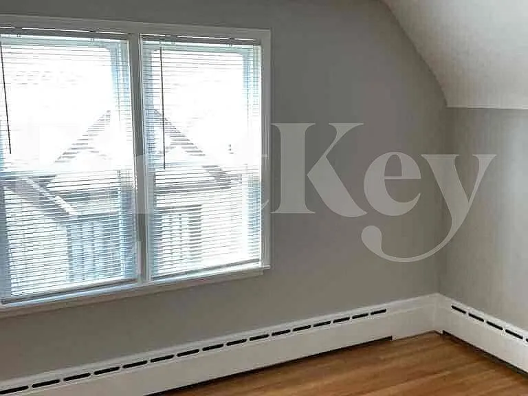 1217 Clara Ave — Photo 5