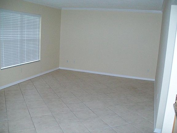 2nd image of 11 Brigantine Ct