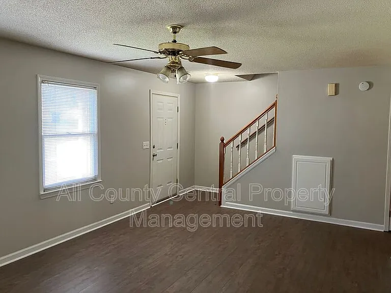 1328 Grayson Valley Pkwy — Photo 2