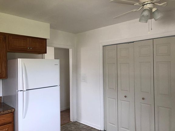 3rd image of 5510 Bloomingdale Ave