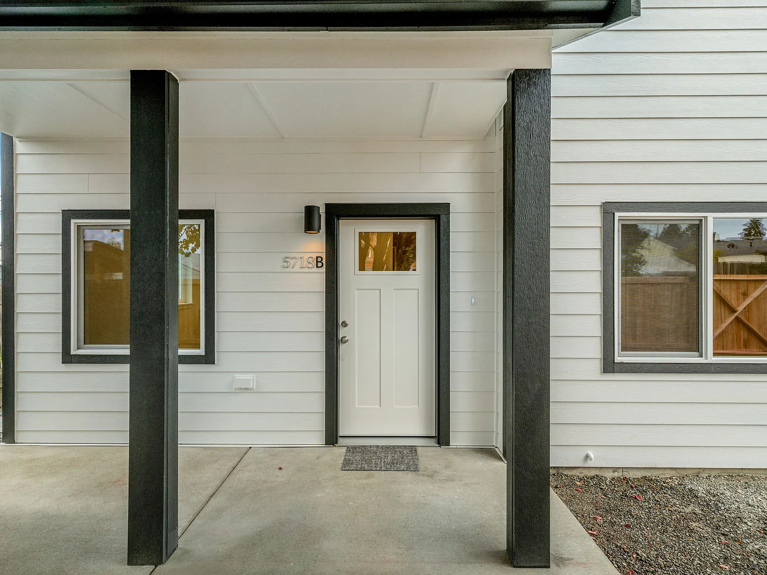 3 bed, 1100 sqft, $3,000 — Photo 4