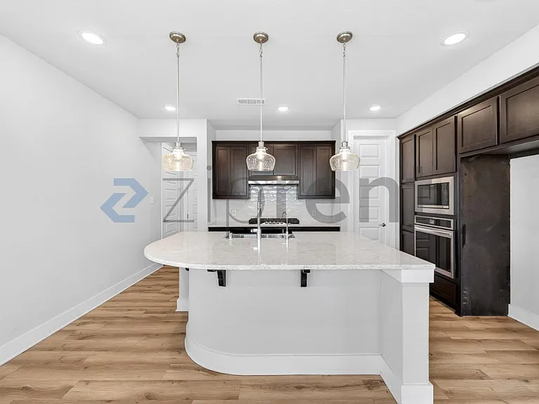 2301 Norma Ln — Photo 11