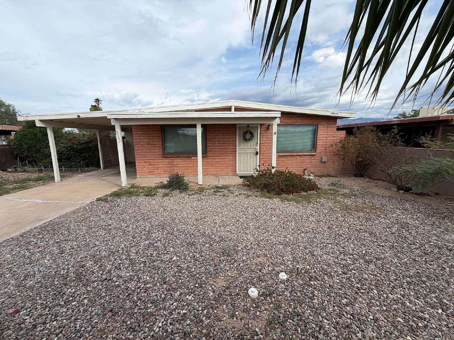 3 bed, 2.0 bath, 1158 sqft, $1,550 — Photo 1