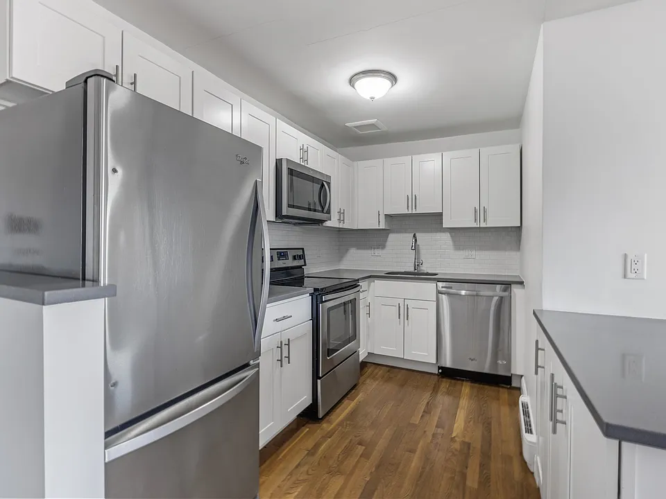 136 Summer St #16