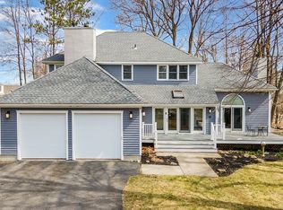 19 Woodland Meadow Dr, Lancaster, MA 01523